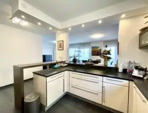 SUPERBE DUPLEX DE 208M² AU TOTAL DONT 2 TERRASSES DE 20M² CHACUNES. - Glacis Immo